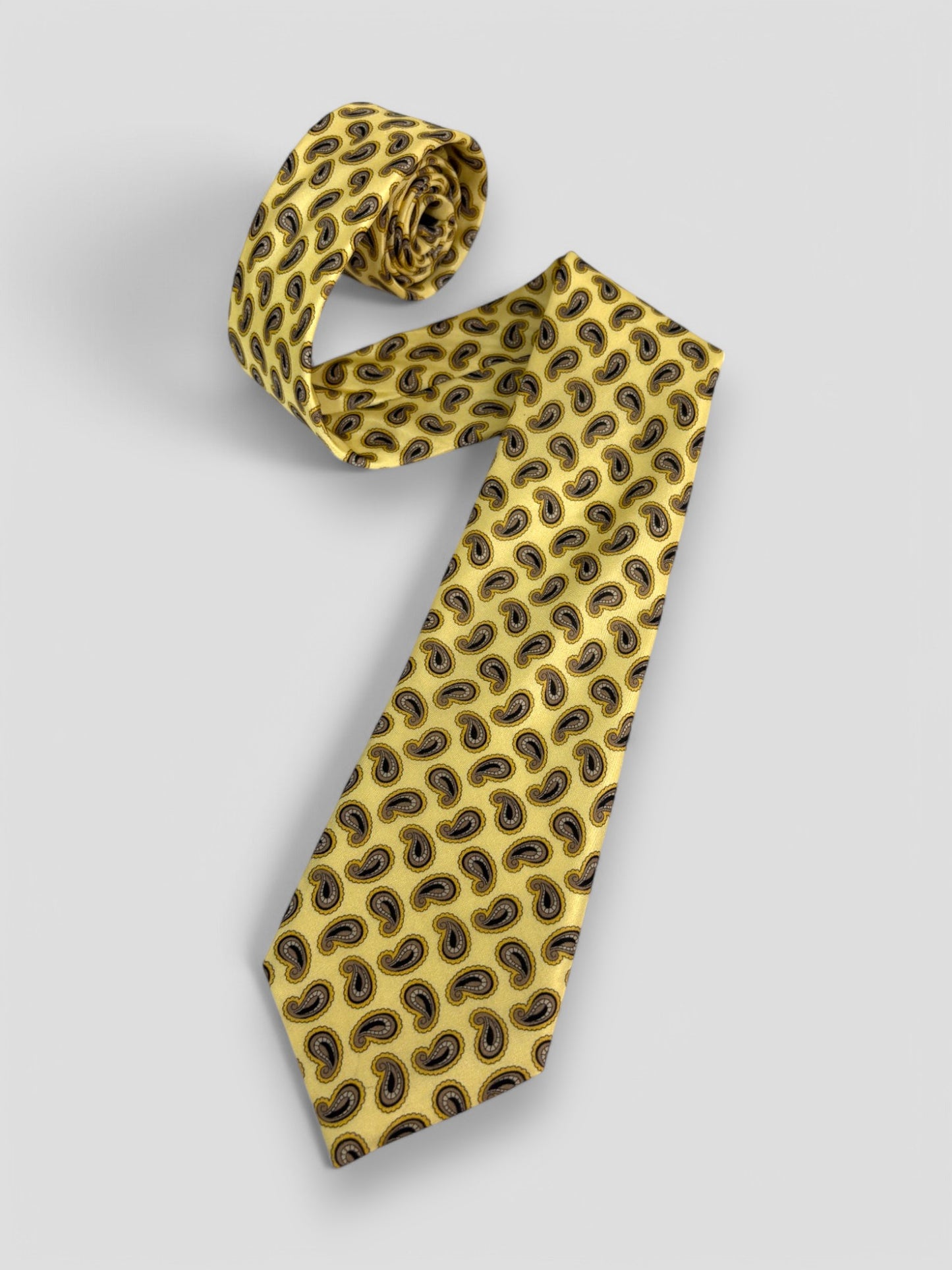 Yellow Paisley Silk Necktie & Pocket Square Gift Set