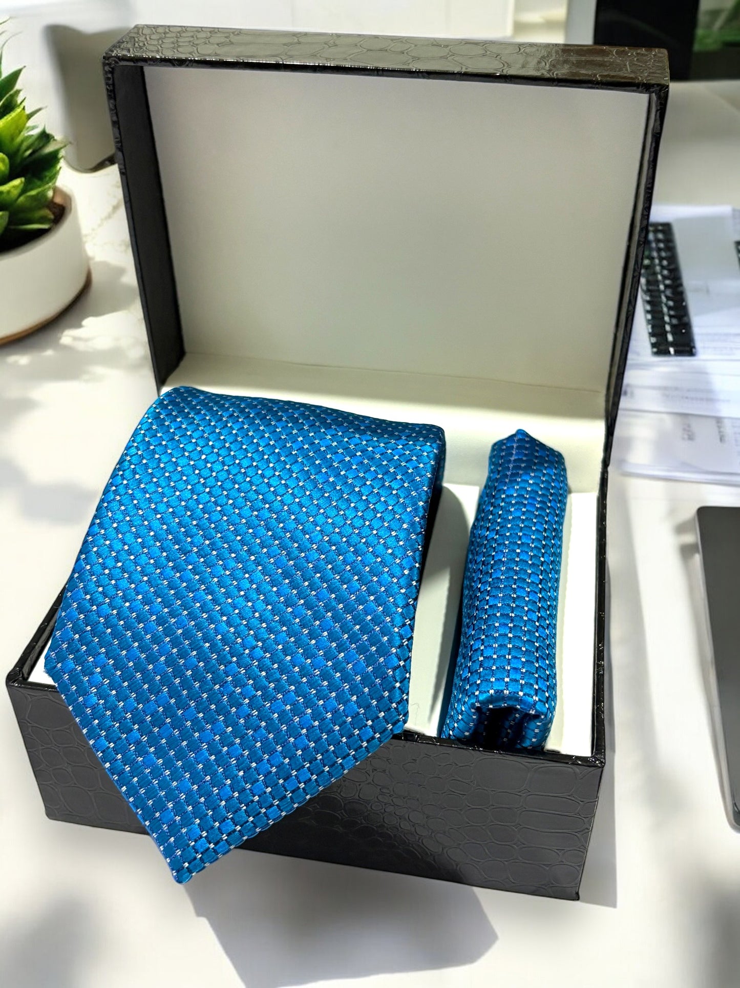Bright Blue Geometric Microfiber Necktie & Pocket Square Gift Set