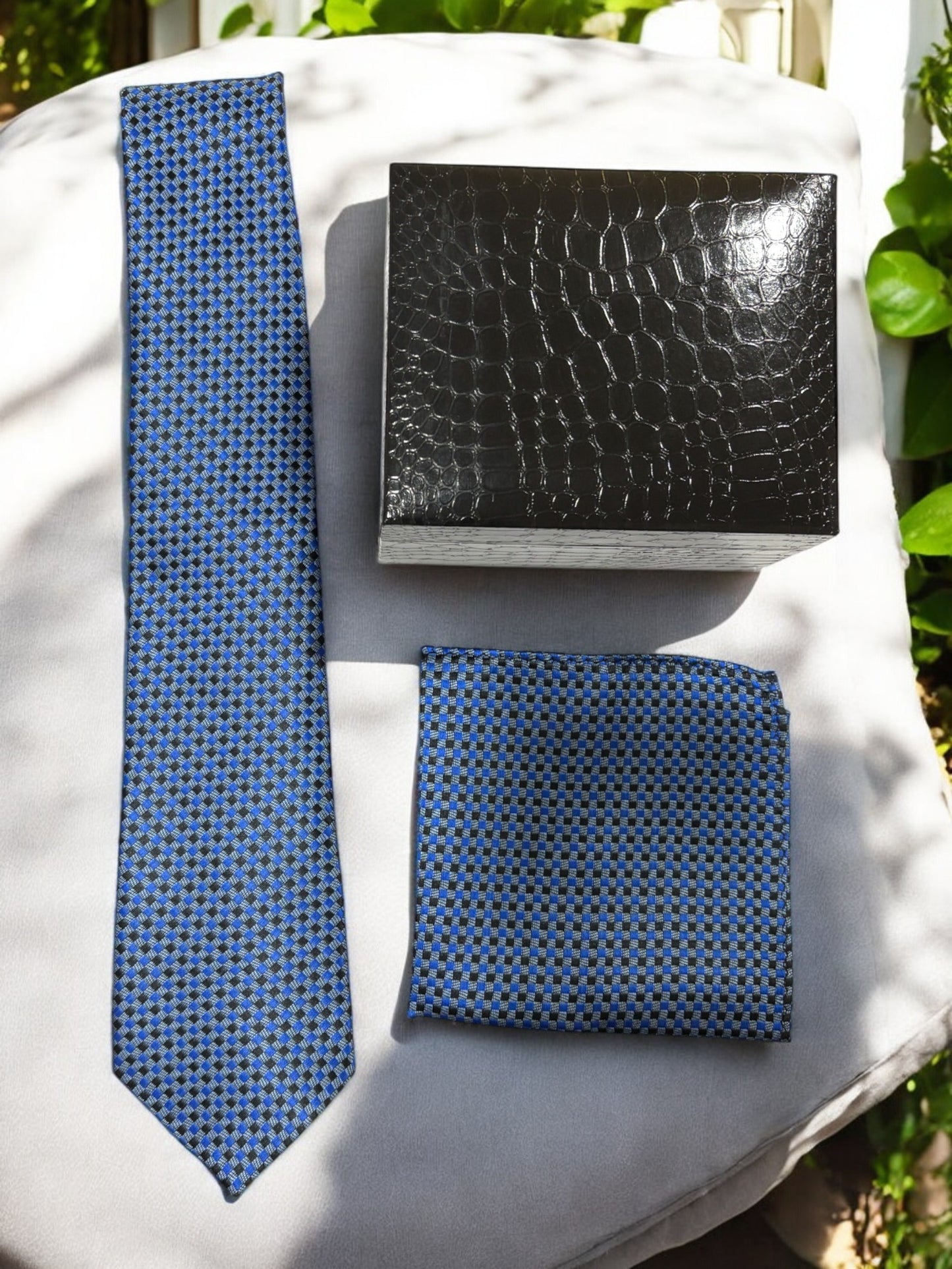 Blue & Black Geometric Microfiber Necktie & Pocket Square Gift Set