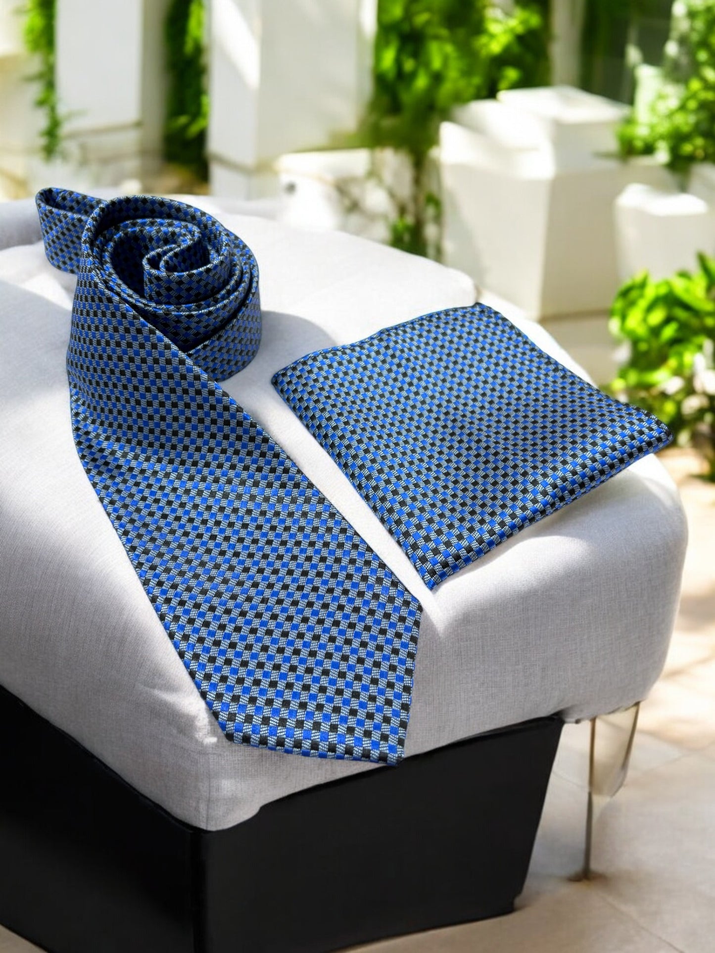 Blue & Black Geometric Microfiber Necktie & Pocket Square Gift Set