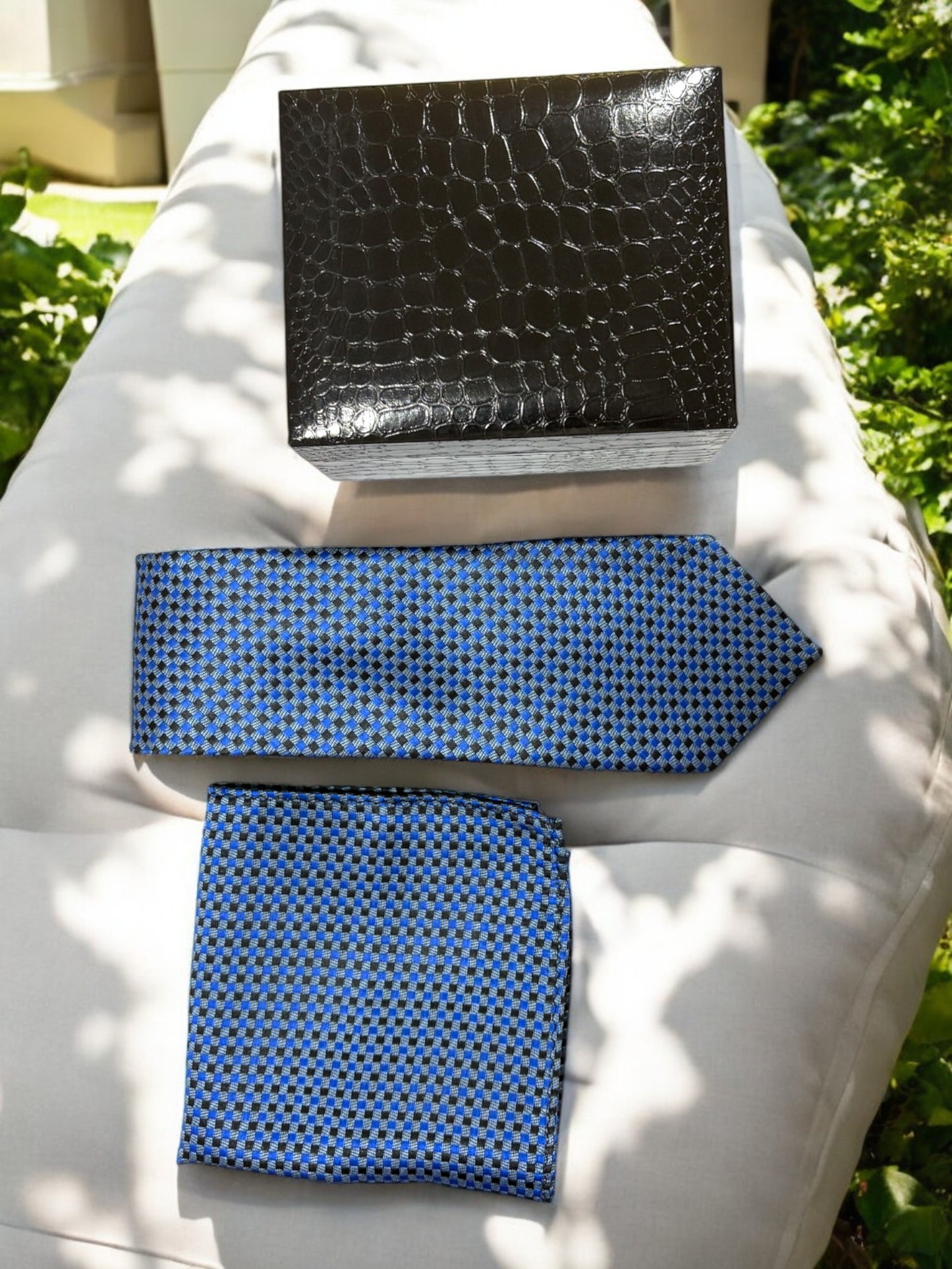 Blue & Black Geometric Microfiber Necktie & Pocket Square Gift Set