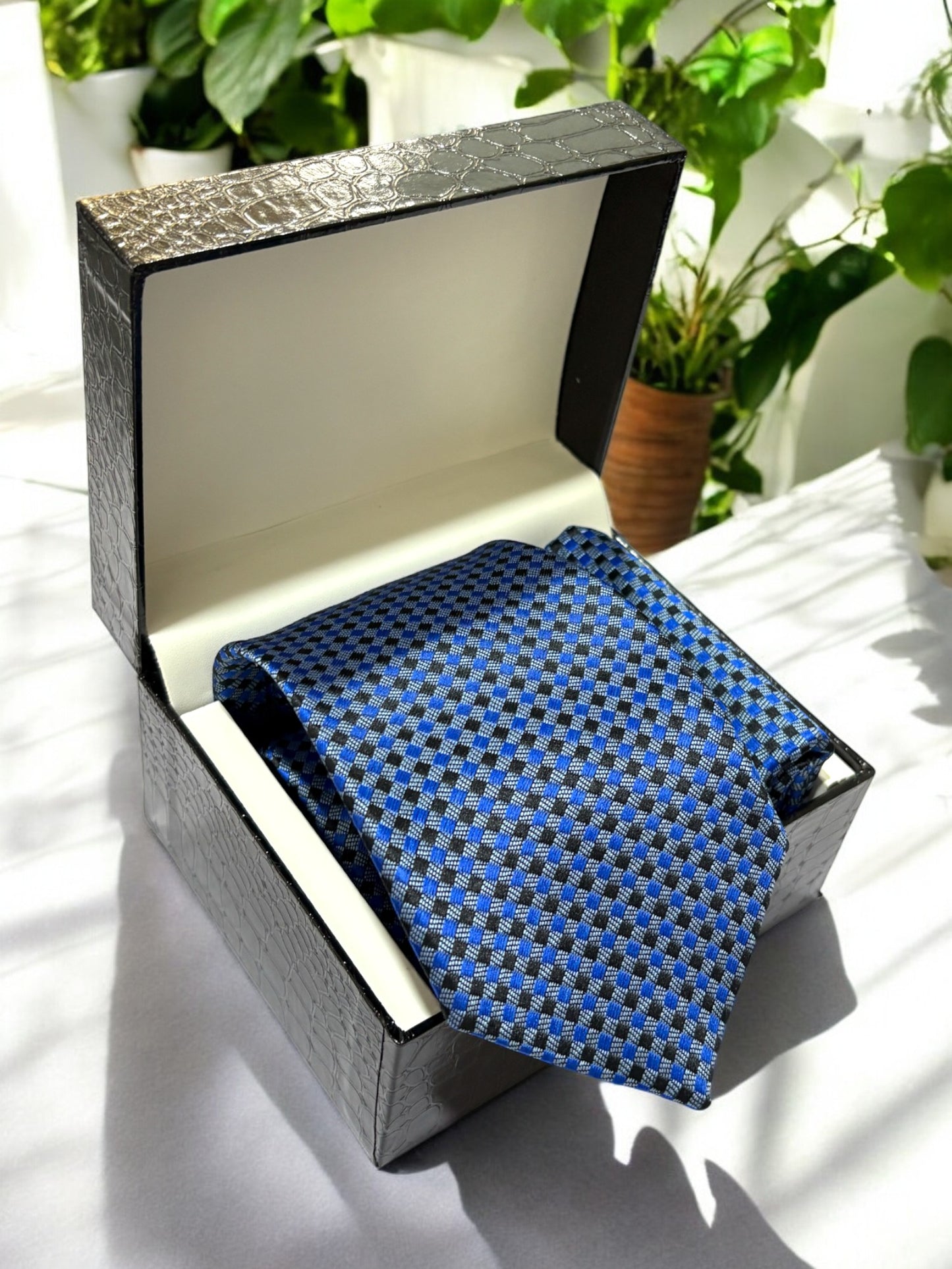 Blue & Black Geometric Microfiber Necktie & Pocket Square Gift Set