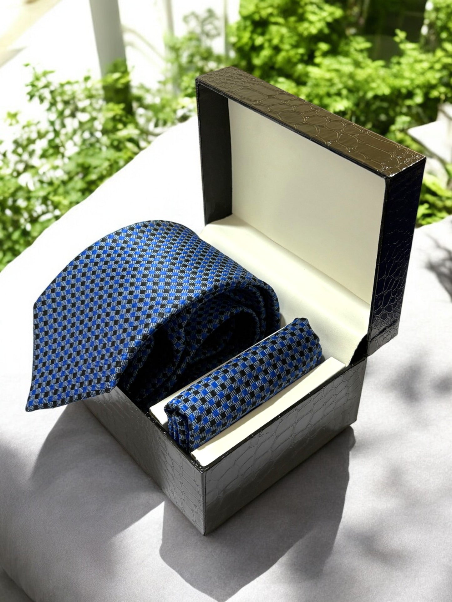 Blue & Black Geometric Microfiber Necktie & Pocket Square Gift Set