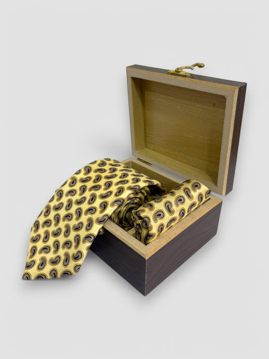 Yellow Paisley Silk Necktie & Pocket Square Gift Set