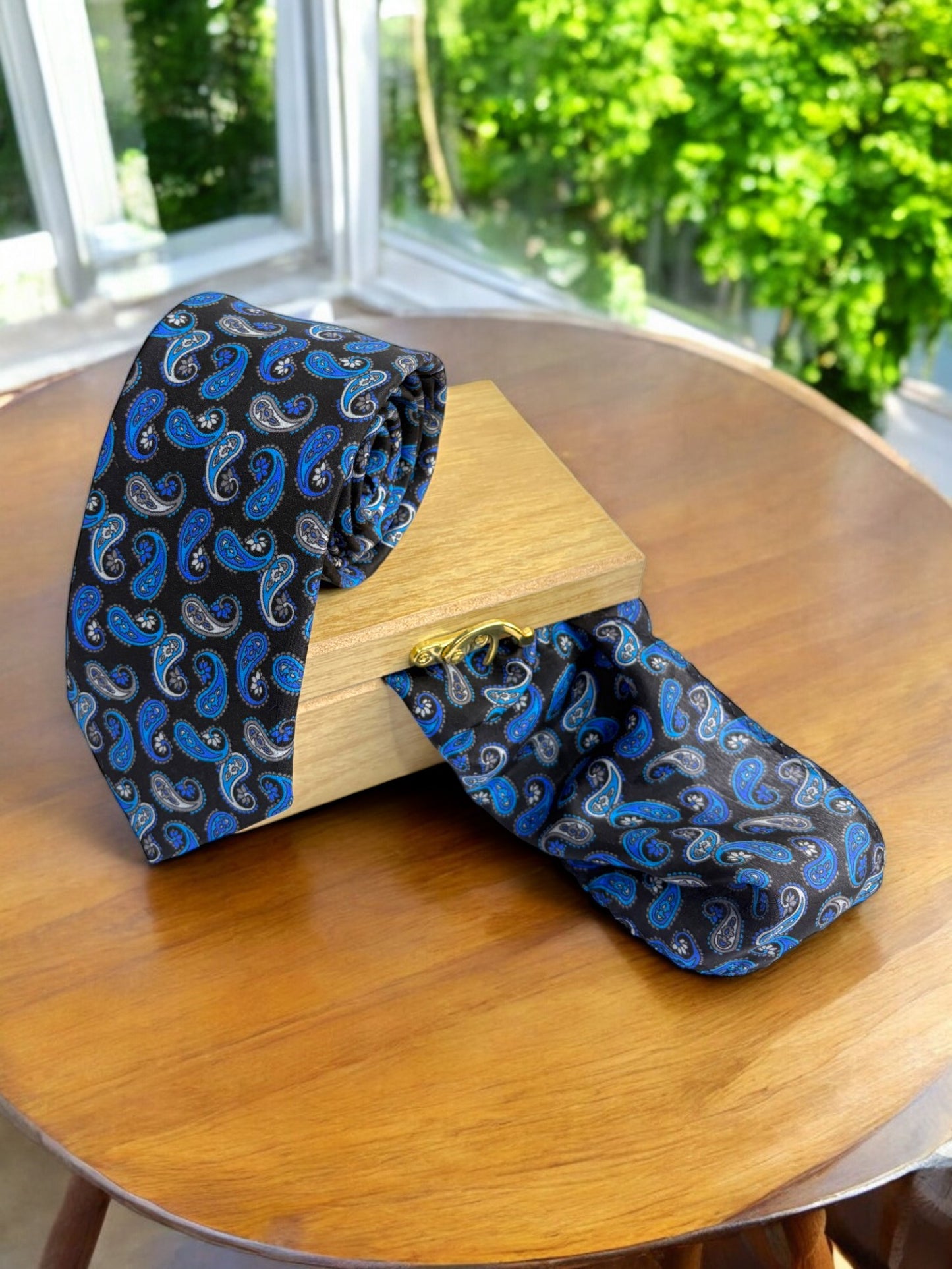 Black Paisley Silk Necktie & Pocket Square Gift Set