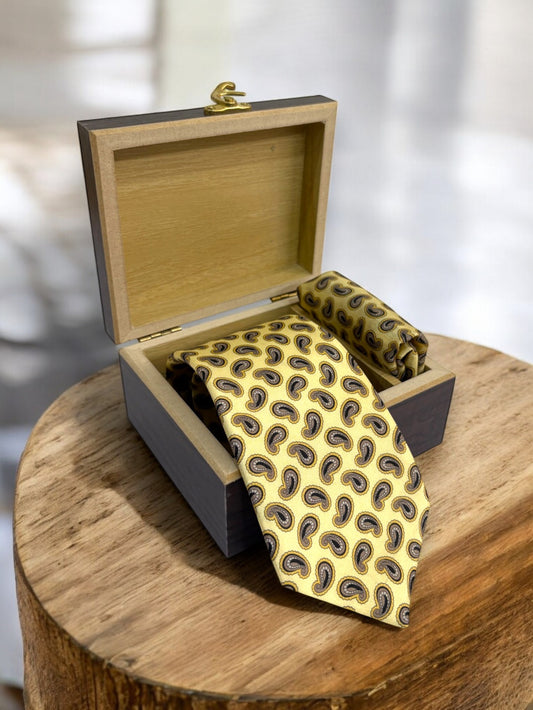 Yellow Paisley Silk Necktie & Pocket Square Gift Set