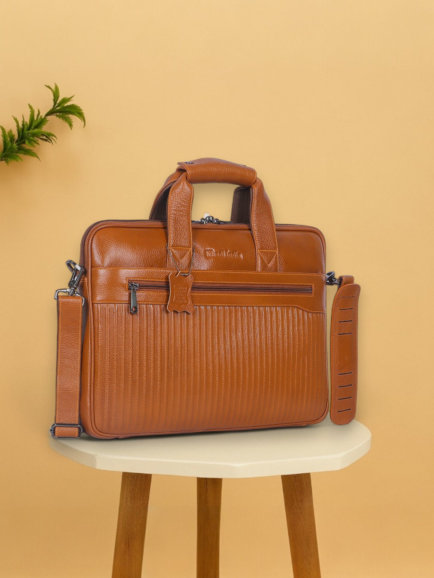 Edgy Tan Lining Leather Laptop Bag