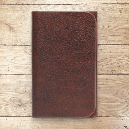 Sleek Leather Magnetic Currency Holder